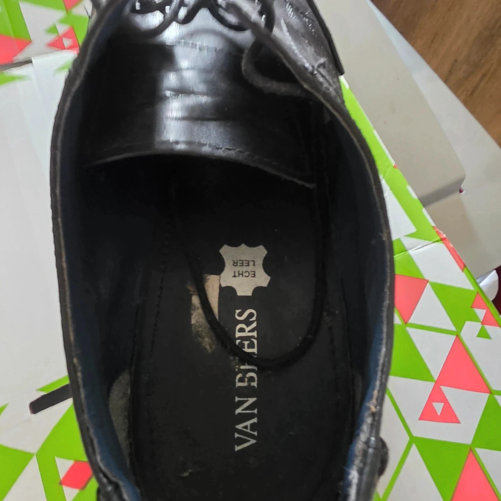 Chaussures de robe en cuir classique Van Beers - Cuir noir - Taille 44 (Excellent état – photo 4